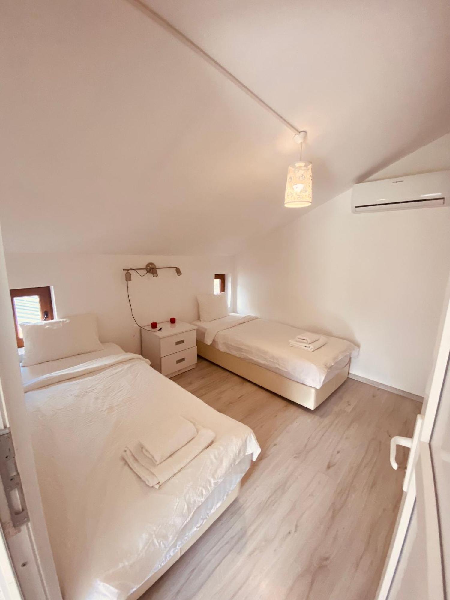 Kara Kedi Villa'S Kemer Luaran gambar